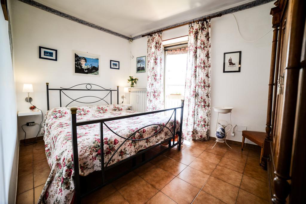 B&B La Casa Gialla Di Luca Mazzè Extérieur photo